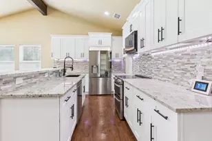 910 Cream Level Rd, Athens, TX 75751 - Photo 8