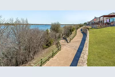 4204 Bluff View Drive, Granbury, TX 76048 - Photo 36