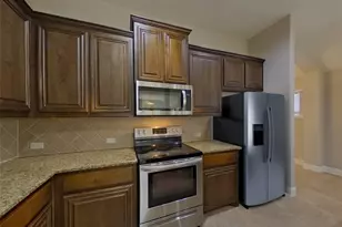 625 Fox View Dr, Fort Worth, TX 76131 - Photo 14