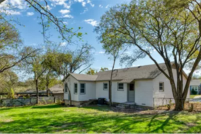 2429 Stephen Lee Drive, Fort Worth, TX 76119 - Photo 18