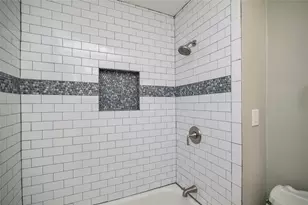 2429 Stephen Lee Dr, Fort Worth, TX 76119 - Photo 16