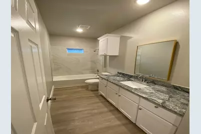 2211 Henry Street, Greenville, TX 75401 - Photo 14