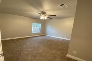 2211 Henry St, Greenville, TX 75401 - Photo 8