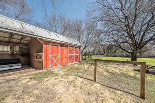 1040 Sherman Dr, Cedar Hill, TX 75104 - Photo 38