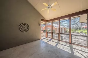 1040 Sherman Dr, Cedar Hill, TX 75104 - Photo 22