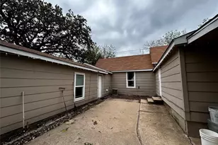 910 W Long St, Stephenville, TX 76401 - Photo 16