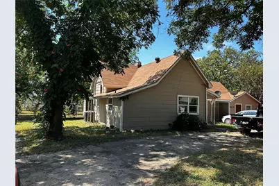 910 W Long Street #A, Stephenville, TX 76401 - Photo 2