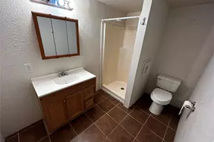 910 W Long St, Stephenville, TX 76401 - Photo 36