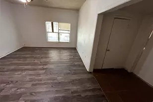 910 W Long St, Stephenville, TX 76401 - Photo 30