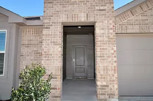 9508 Golden Smt Dr, Fort Worth, TX 76131 - Photo 2
