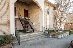 15926 Stillwood St, Dallas, TX 75248 - Photo 2