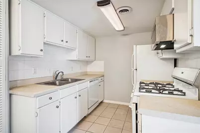 15926 Stillwood Street #2072, Dallas, TX 75248 - Photo 8