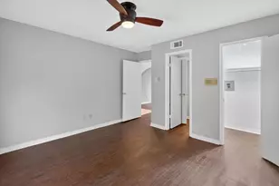 15926 Stillwood St, Dallas, TX 75248 - Photo 22