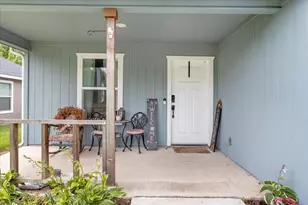 311 W Oak St, Whitewright, TX 75491 - Photo 4