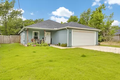 311 W Oak Street, Whitewright, TX 75491 - Photo 1