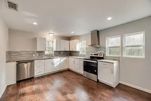 500 E Main St, Denison, TX 75021 - Photo 2