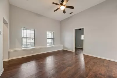 500 E Main Street, Denison, TX 75021 - Photo 8