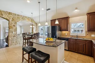 1517 Martin Creek Dr, Little Elm, TX 75068 - Photo 6