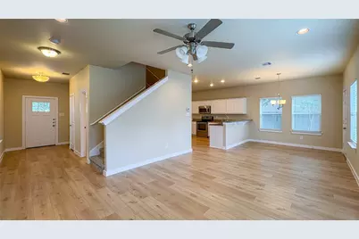 9922 Ironhorse Drive, Dallas, TX 75227 - Photo 6