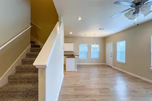 9922 Ironhorse Dr, Dallas, TX 75227 - Photo 4