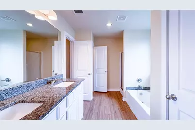 9922 Ironhorse Drive, Dallas, TX 75227 - Photo 22