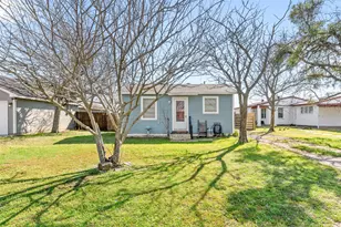 1231 W Bishop St, Weatherford, TX 76086 - Photo 1