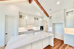 1025 Sabrina Ct, Weatherford, TX 76085 - Photo 8