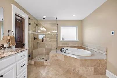 1572 Stemmons Avenue, Dallas, TX 75208 - Photo 16