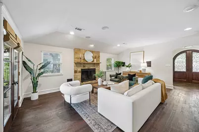 1572 Stemmons Avenue, Dallas, TX 75208 - Photo 4