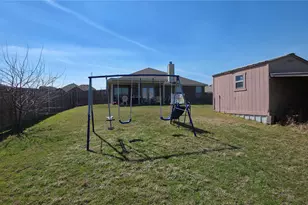 9200 Diane Dr, White Settlement, TX 76108 - Photo 24