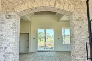 2020 Collin St, Weatherford, TX 76085 - Photo 2