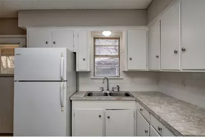 502 Brown Street, Waxahachie, TX 75165 - Photo 10