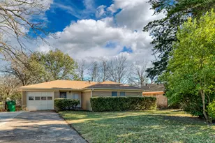 502 Brown St, Waxahachie, TX 75165 - Photo 1