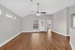 4803 Silver Ave, Dallas, TX 75223 - Photo 16