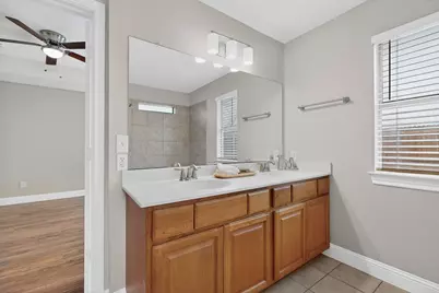 4803 Silver Avenue, Dallas, TX 75223 - Photo 30