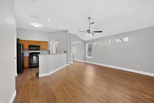 4803 Silver Ave, Dallas, TX 75223 - Photo 18