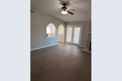 200 Pebblebrook Street, Arlington, TX 76014 - Photo 4