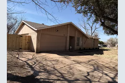 200 Pebblebrook Street, Arlington, TX 76014 - Photo 2