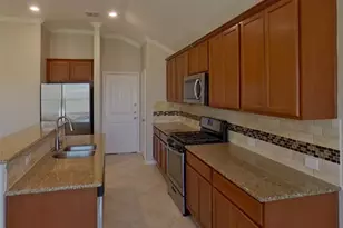 457 Peach Ln, Burleson, TX 76028 - Photo 6