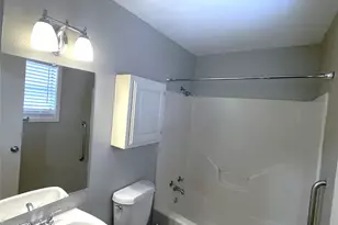 902 W Hickory St, Denton, TX 76201 - Photo 8