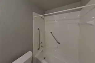 1801 Pecan View Dr, Garland, TX 75040 - Photo 14