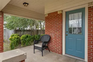 628 N 33rd St, Waco, TX 76707 - Photo 2