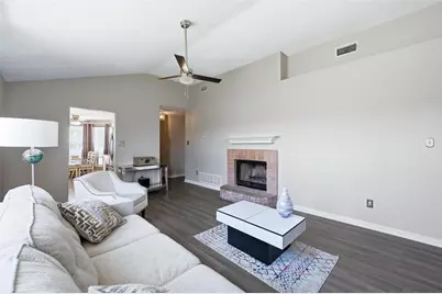 308 Moss Hill Drive, Arlington, TX 76018 - Photo 8