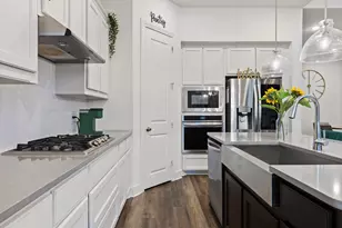 1124 Queensdown Wy, Forney, TX 75126 - Photo 10