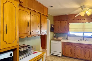 409 10th, Nocona, TX 76255 - Photo 8