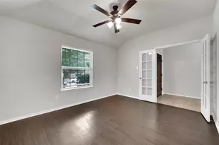 1209 Evers Dr, McKinney, TX 75071 - Photo 4