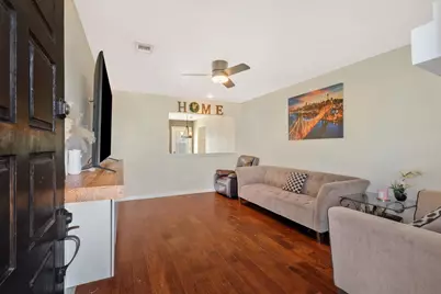 2320 Meadow Lark, Irving, TX 75060 - Photo 4