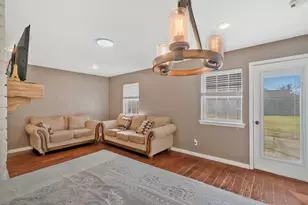 2320 Meadow Lark, Irving, TX 75060 - Photo 8