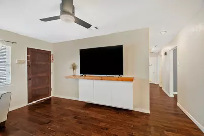 2320 Meadow Lark, Irving, TX 75060 - Photo 6