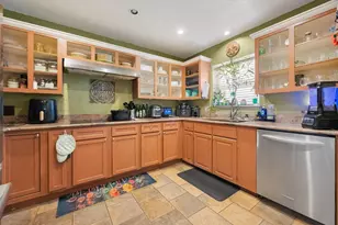 6204 Meadowmere Ln, Arlington, TX 76001 - Photo 20